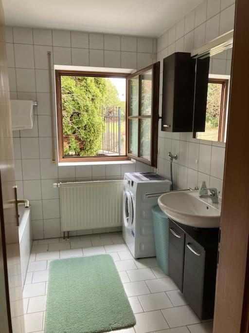 Grosszuegige, Helle 3,5 Zimmer Wohnung Balingen Esterno foto